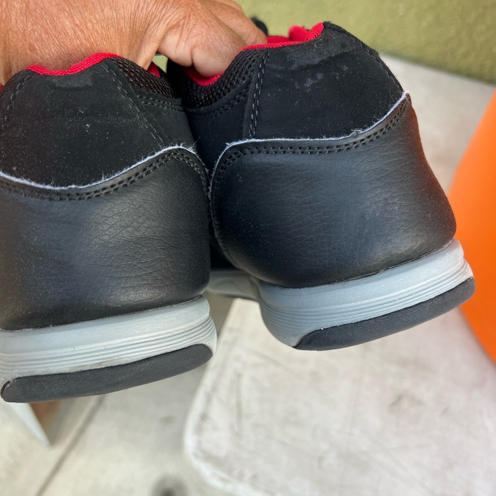 Champion Men's Black and Red Sneakers 
Size 11 - Picture 10 of 10